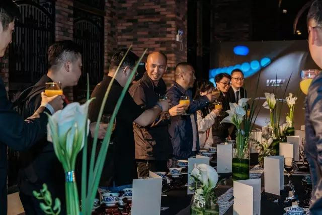 瑞纳城堡酒庄BMW 7系旗舰M760Li xDRIVE私享会活动!