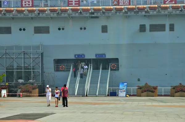 中国首艘国产航母正式下水，天津航母主题公园也叫航母工厂参观你去吗！【工业旅游设计】